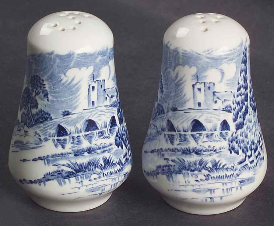 Countryside Blue Salt & Pepper Set by Wedgwood-1