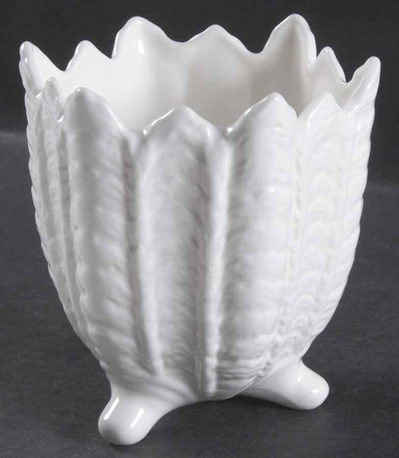 Countryware Small 3 Toed Celery Bowl by Wedgwood-1