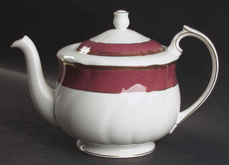 Crown Ruby Teapot & Lid by Wedgwood-1