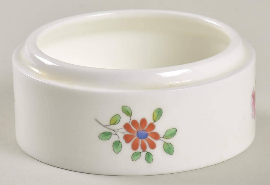 Cuckoo 3" Round Box No Lid by Wedgwood-1