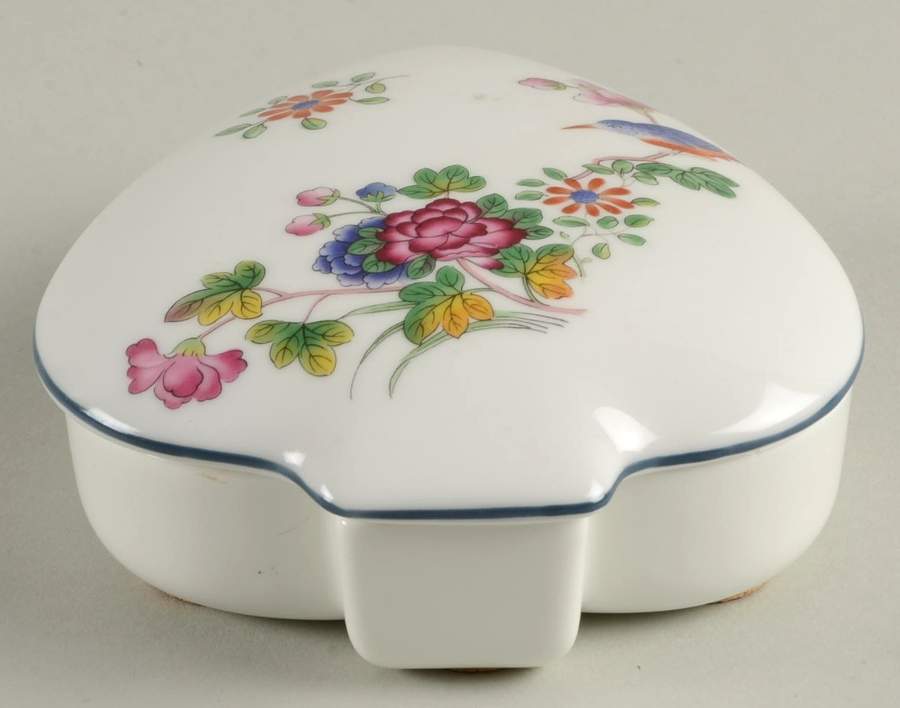 Cuckoo Box-Spade Shape/With Lid-Large by Wedgwood-1