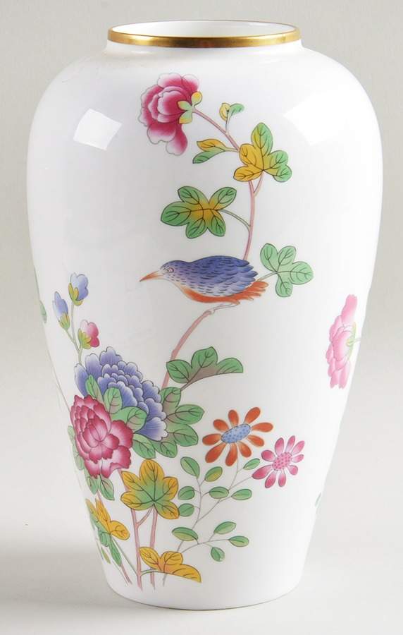 Cuckoo 8" Vase by Wedgwood-1