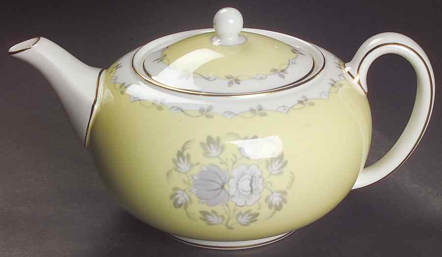 Cynthia Teapot & Lid by Wedgwood-1