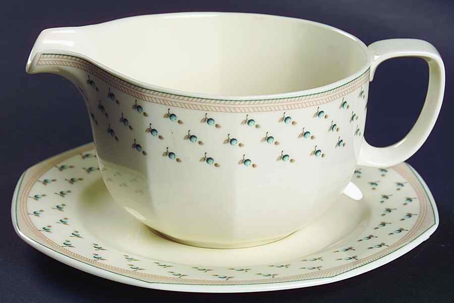 Damson Gravy Boat & Underplate by Wedgwood-1