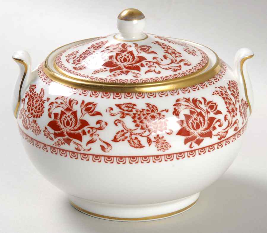 Damask Red 146 Shape Sugar Bowl & Lid by Wedgwood-1