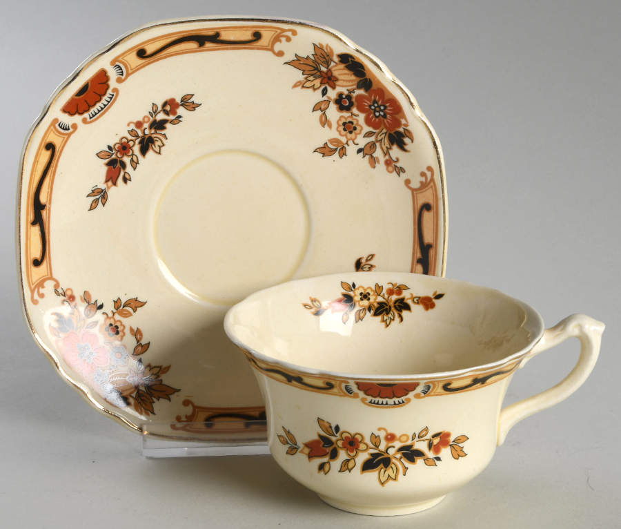 Denbigh Flat Cup & Saucer Set by Wedgwood-1
