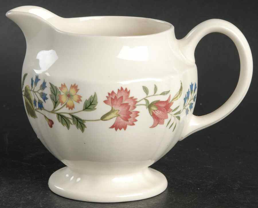 Derwent Scalloped Creamer by Wedgwood-1