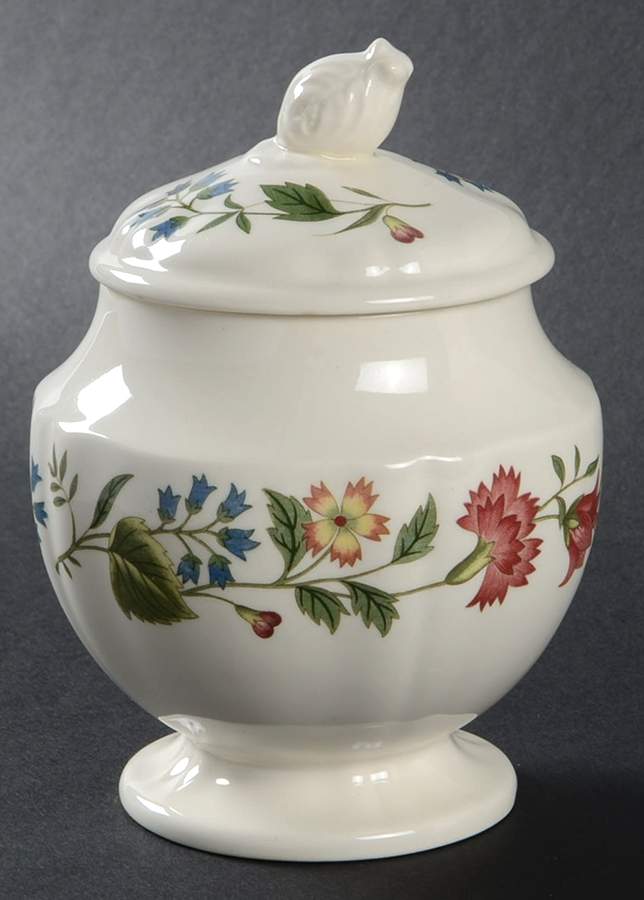 Derwent Scalloped Sugar Bowl & Lid by Wedgwood-1