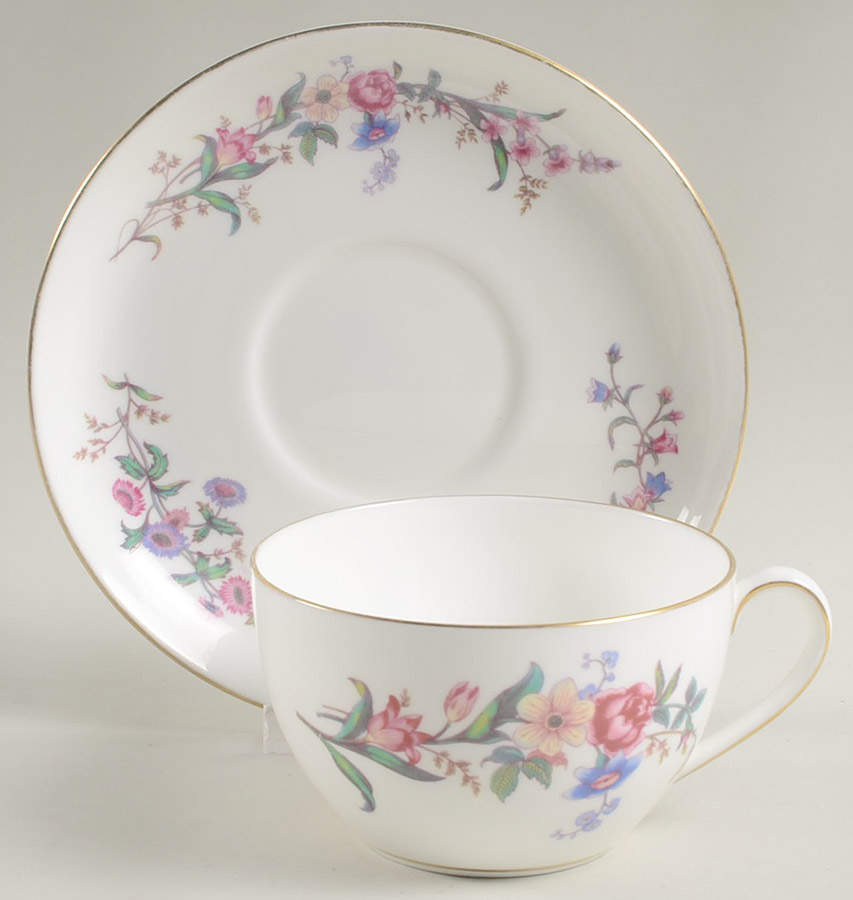 Devon Sprays Oversized Cup & Saucer Set by Wedgwood-1