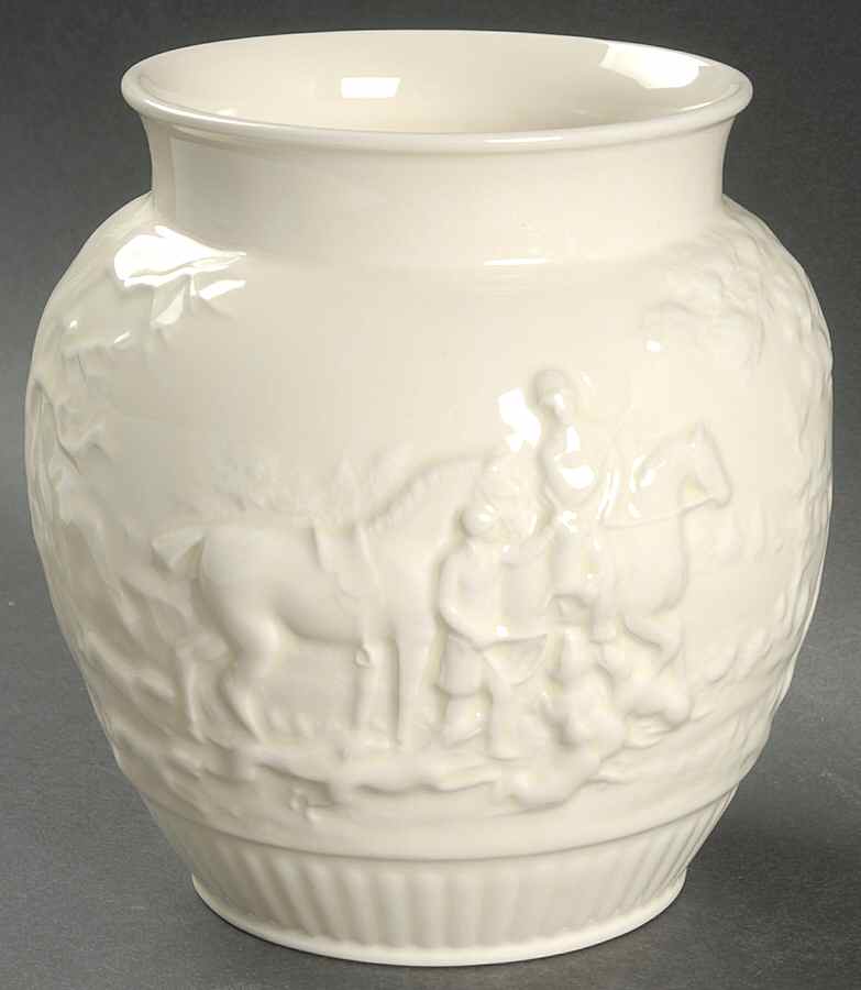 Devonshire (Off White) 6" Vase by Wedgwood-1