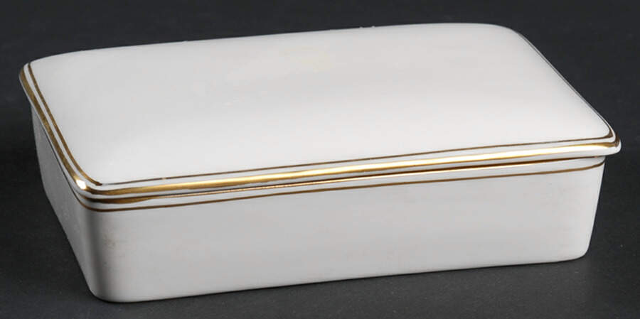 Doric (Gold Trim) Cigarette Box & Lid by Wedgwood-1