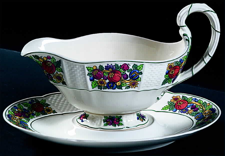 Dover (Scallop, Green Trim) Gravy Boat & Underplate by Wedgwood-1