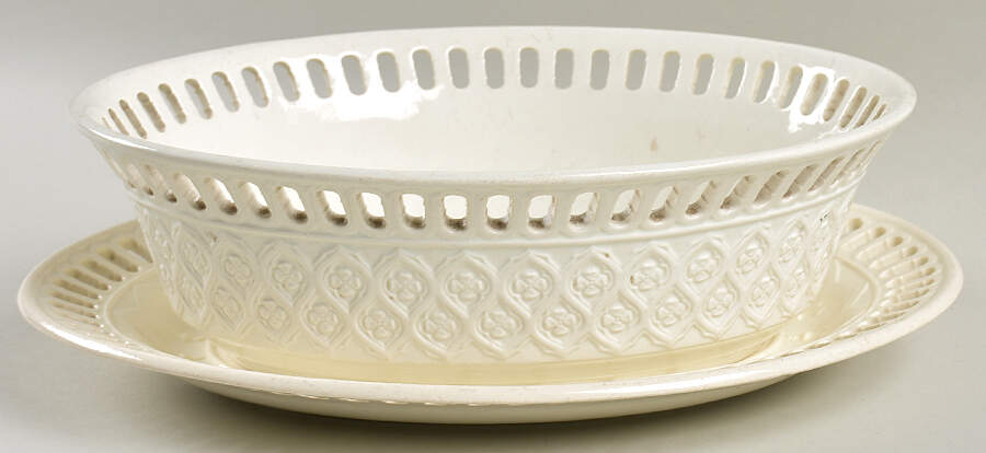 Edme Oval Fruit Basket and Stand by Wedgwood-1