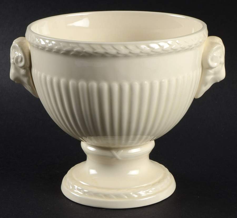 Edme Sauce Boat No Lid by Wedgwood-1