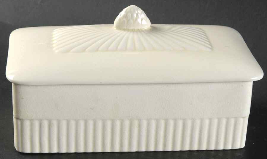 Edme Cigarette Box & Lid by Wedgwood-1