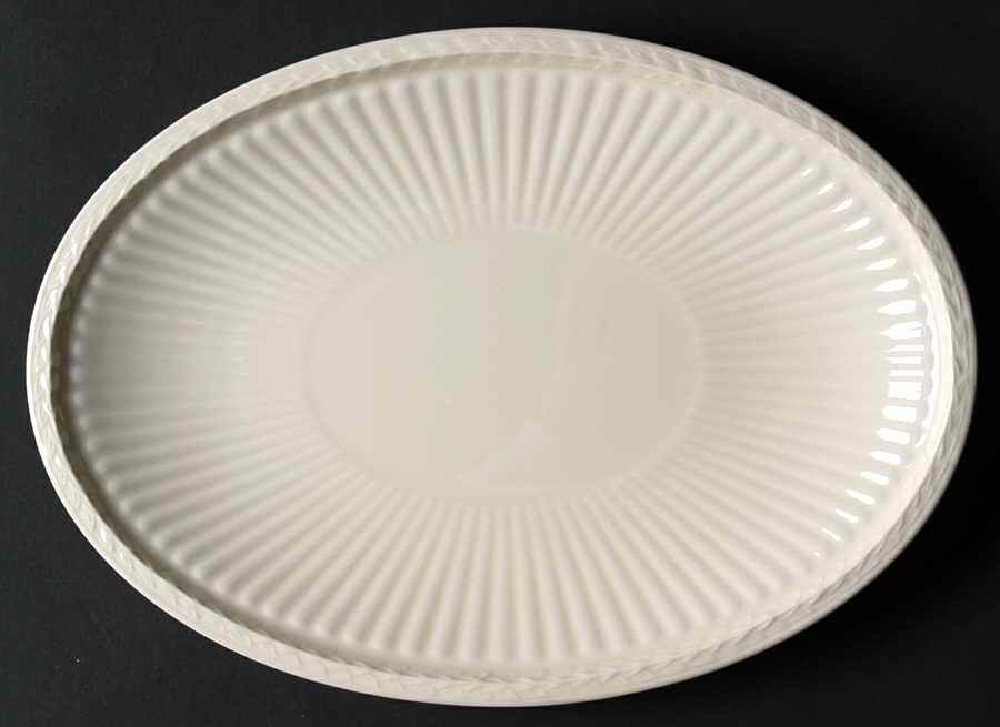 Edme Underplate for Gravy Boat by Wedgwood-1