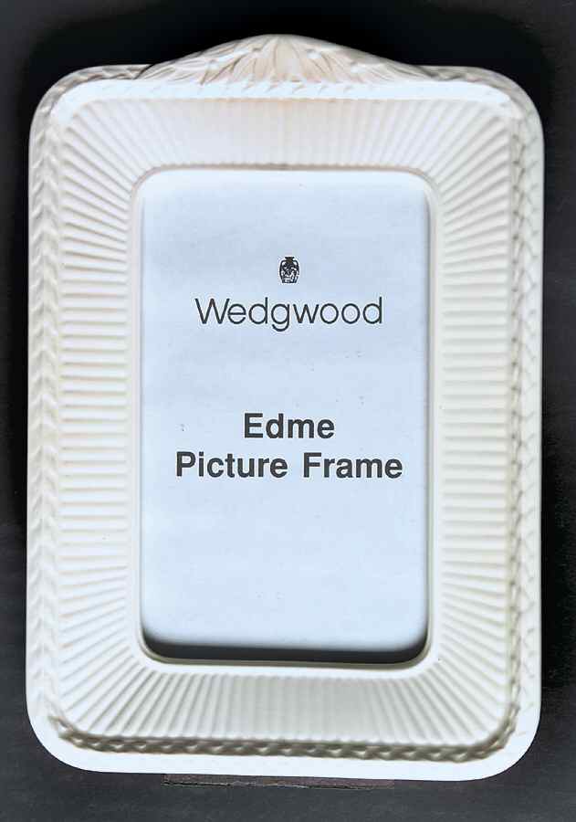 Edme Frame-Holds 3" x 5" by Wedgwood-1