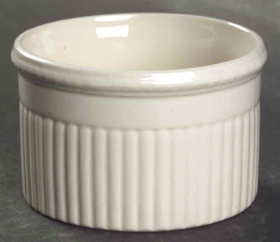 Edme Ramekin by Wedgwood-1