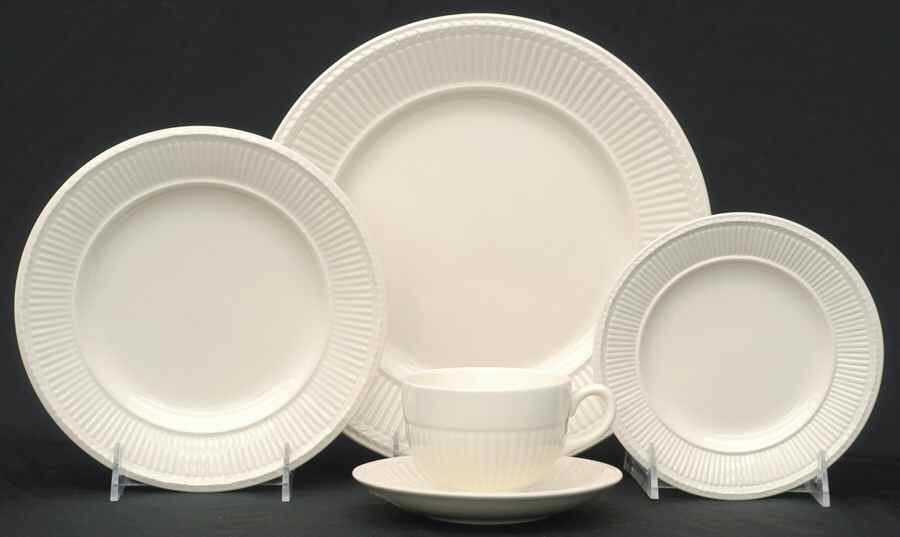 Edme 5 Piece Place Setting by Wedgwood-1