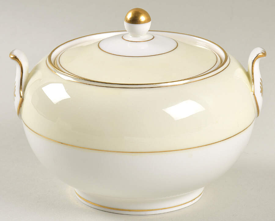 Essex 146 Shape Sugar Bowl & Lid by Wedgwood-1