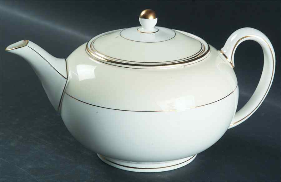 Essex Teapot & Lid by Wedgwood-1