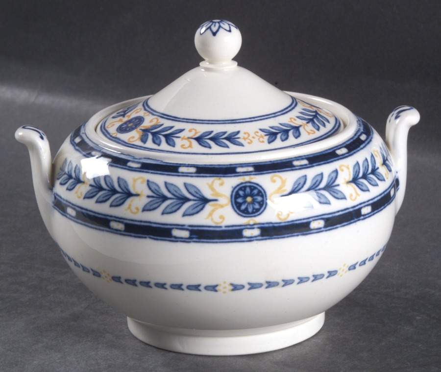 The Etruria (Blue Laurel) 146 Shape Sugar Bowl & Lid by Wedgwood-1