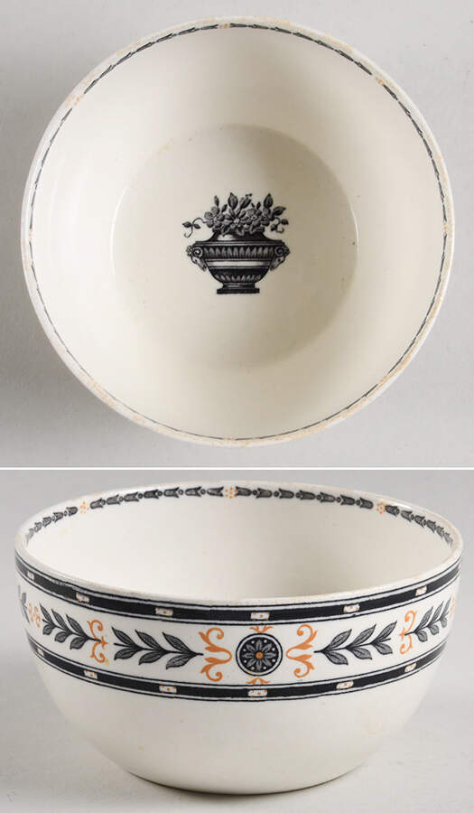 The Etruria (Black Laurel) Cranberry Bowl by Wedgwood-1