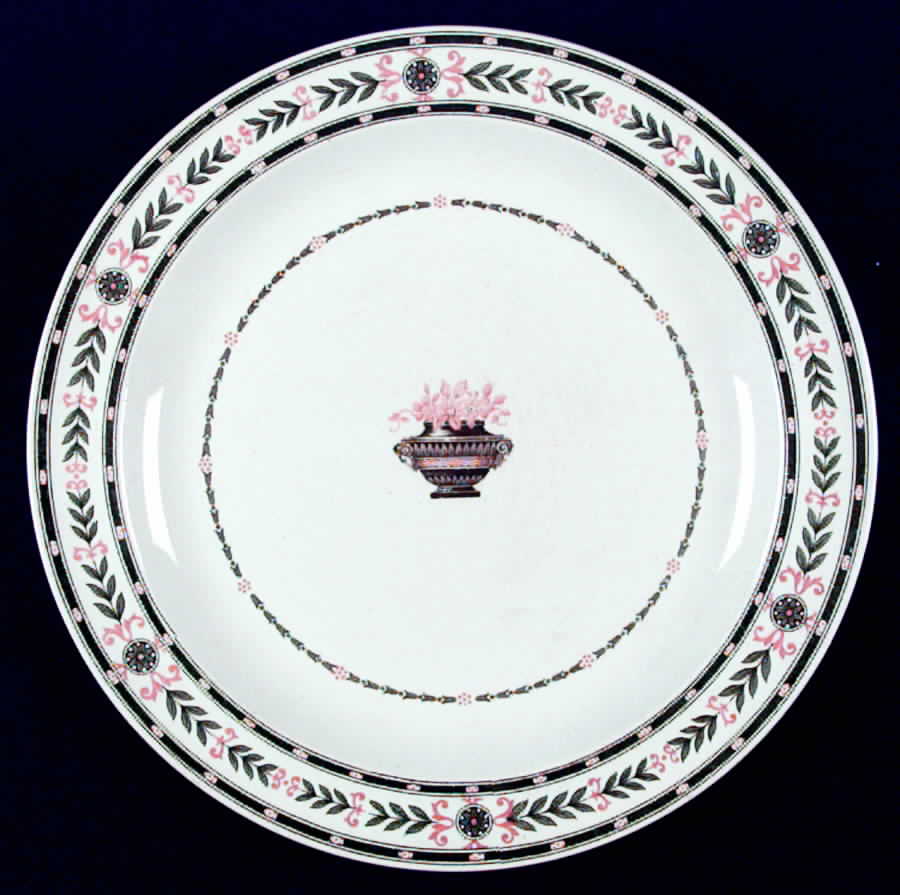 The Etruria (Green Laurel) Luncheon Plate by Wedgwood-1