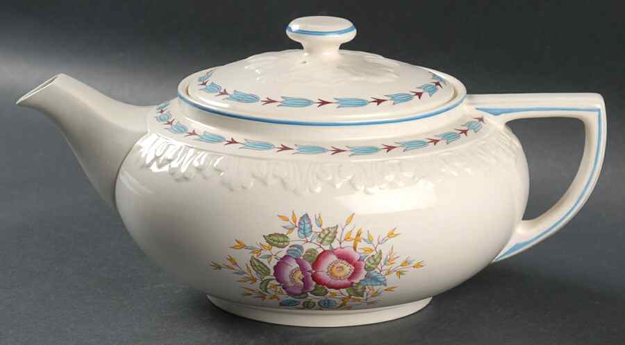 Evenlode Teapot & Lid by Wedgwood-1