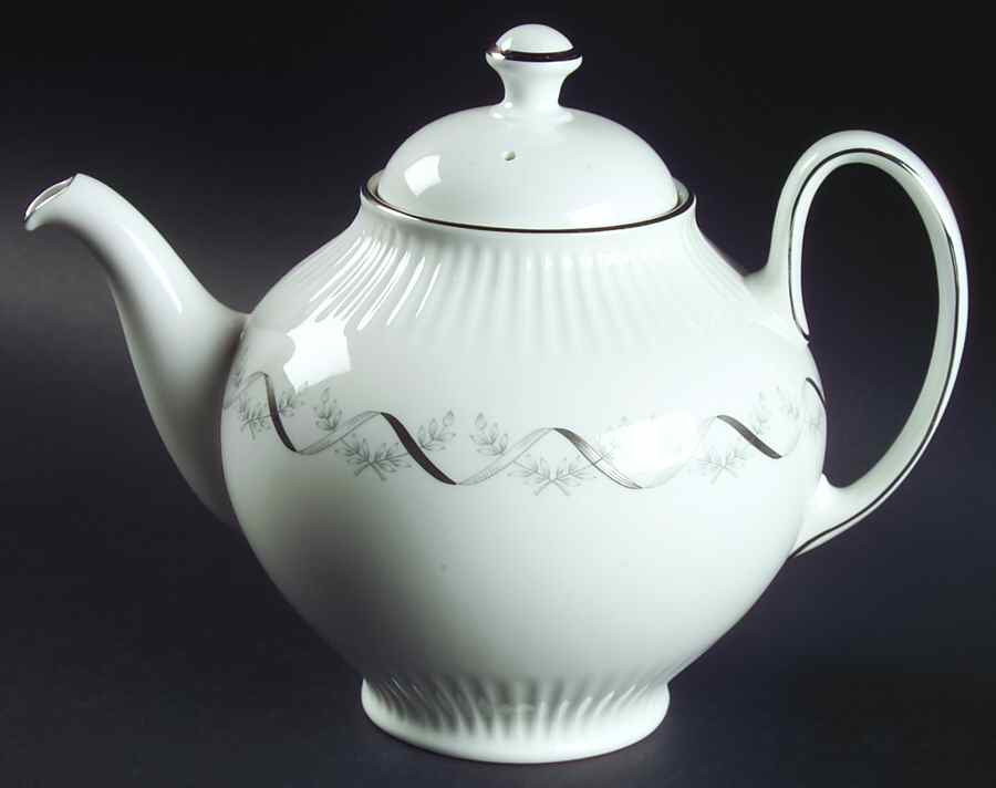 Fairmont Teapot & Lid by Wedgwood-1