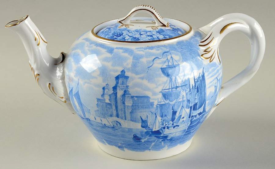 Ferrara Blue (Gold Trim) Teapot & Lid by Wedgwood-1