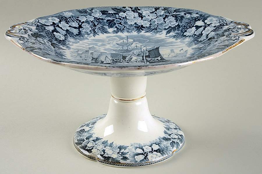 Ferrara Blue (Gold Trim) 9" Diameter Pedestal Cake Stand by Wedgwood-1
