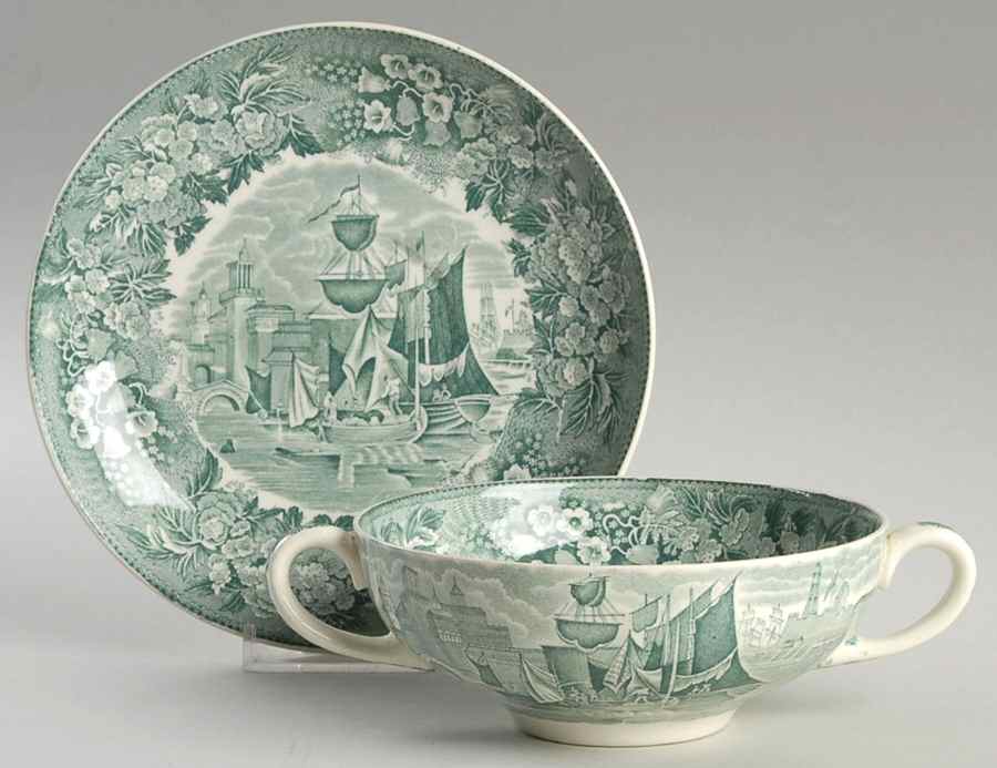 Ferrara Green (No Trim) Flat Cream Soup Bowl & Saucer Set by Wedgwood-1