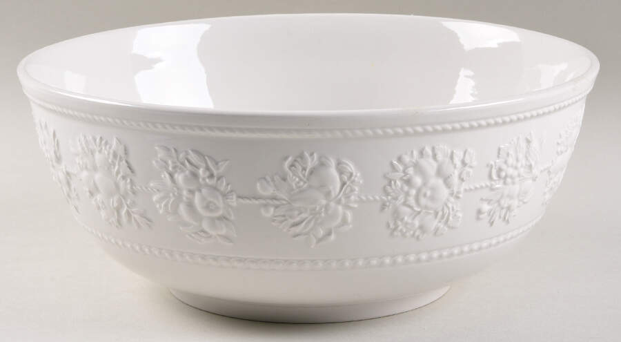 Festivity 10" Large Salad Serving Bowl by Wedgwood-1