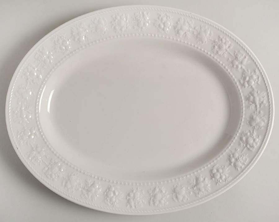 Festivity 14" Oval Serving Platter by Wedgwood-1