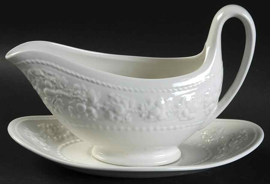 Festivity Gravy Boat & Underplate by Wedgwood-1