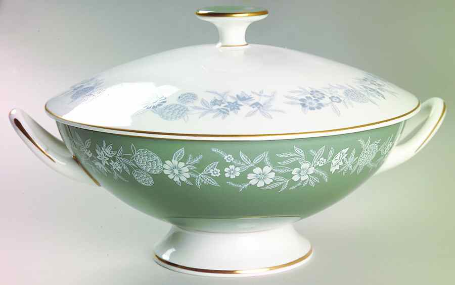 Fieldfare Green Round Covered Vegetable by Wedgwood-1