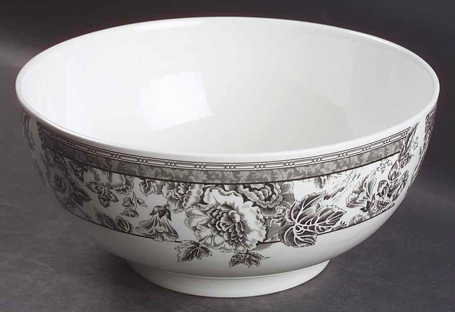 Fleur Damask 9" Salad Serving Bowl by Wedgwood-1