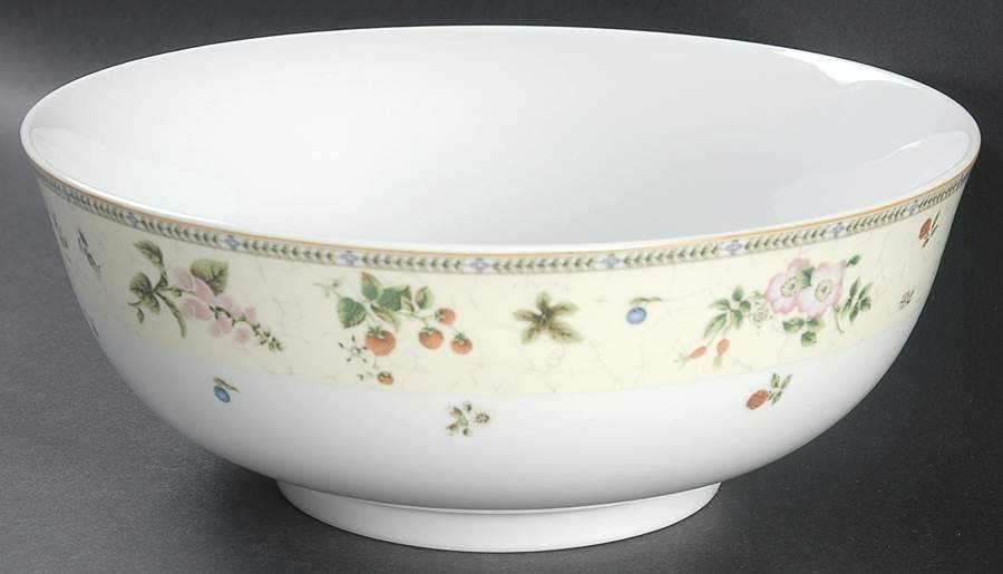 Fleur 9" Salad Serving Bowl by Wedgwood-1