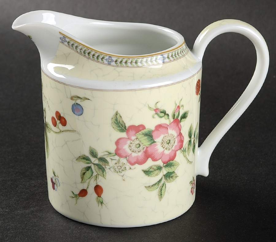 Fleur Creamer by Wedgwood-1