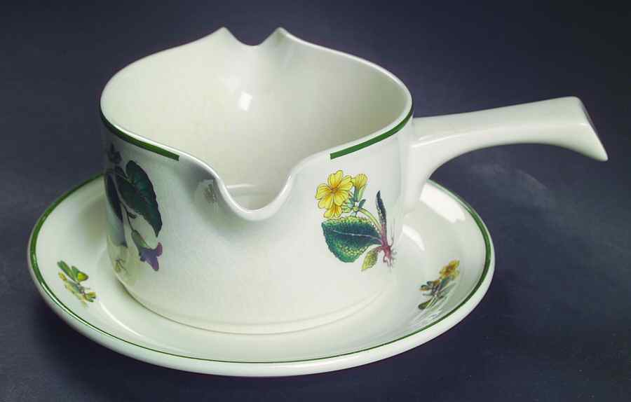 Florabunda Gravy Boat & Underplate by Wedgwood-1