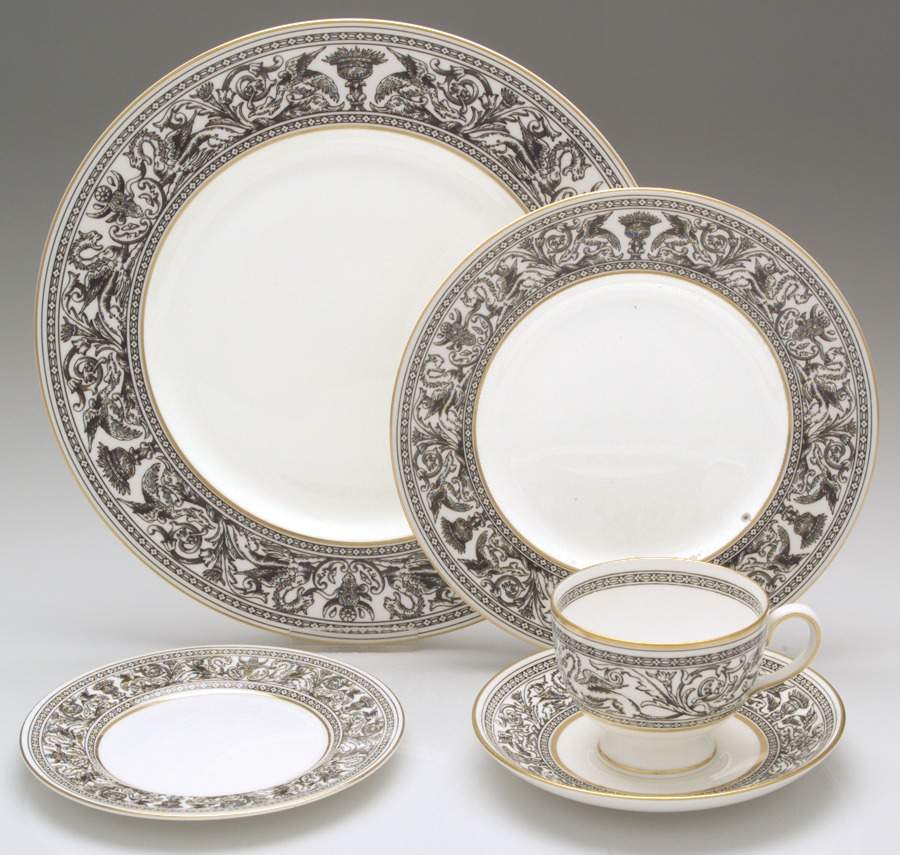 Florentine Black (Black Dragons) 40 Piece Estate Set by Wedgwood-1