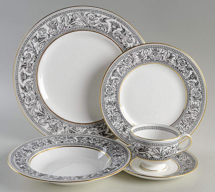Florentine Black (Black Dragons) 40 Piece Estate Set by Wedgwood-1