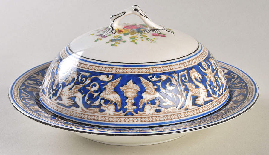 Florentine Dark Blue Rim (Floral Center) Muffin Dish & Lid by Wedgwood-1