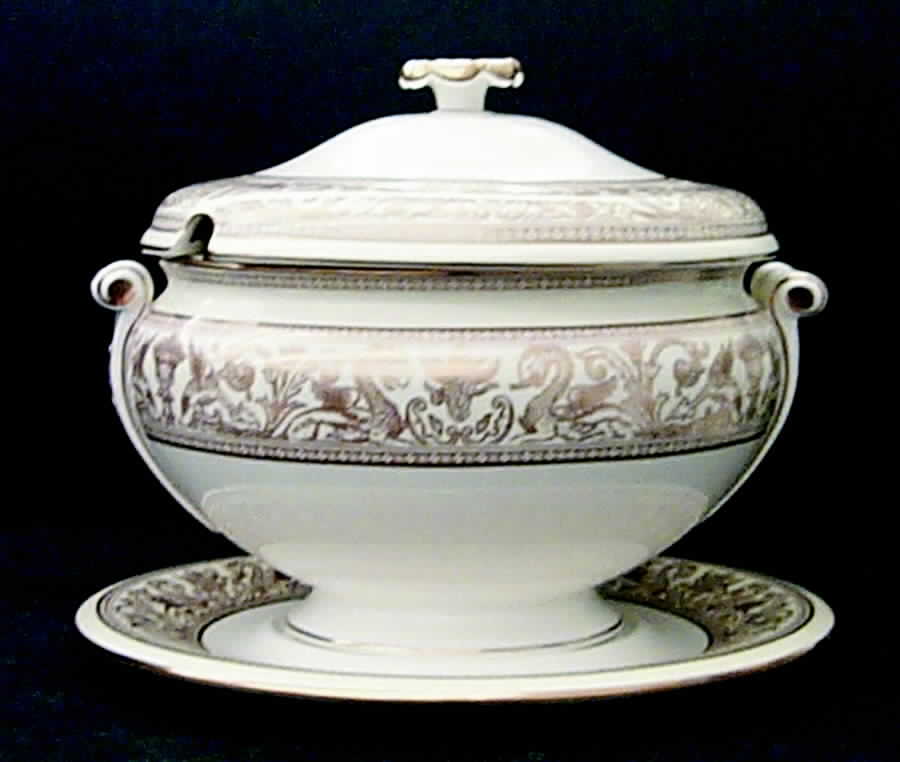 Florentine Ivory Rim (Gold Dragons) Tureen & Lid w/Underplate by Wedgwood-1