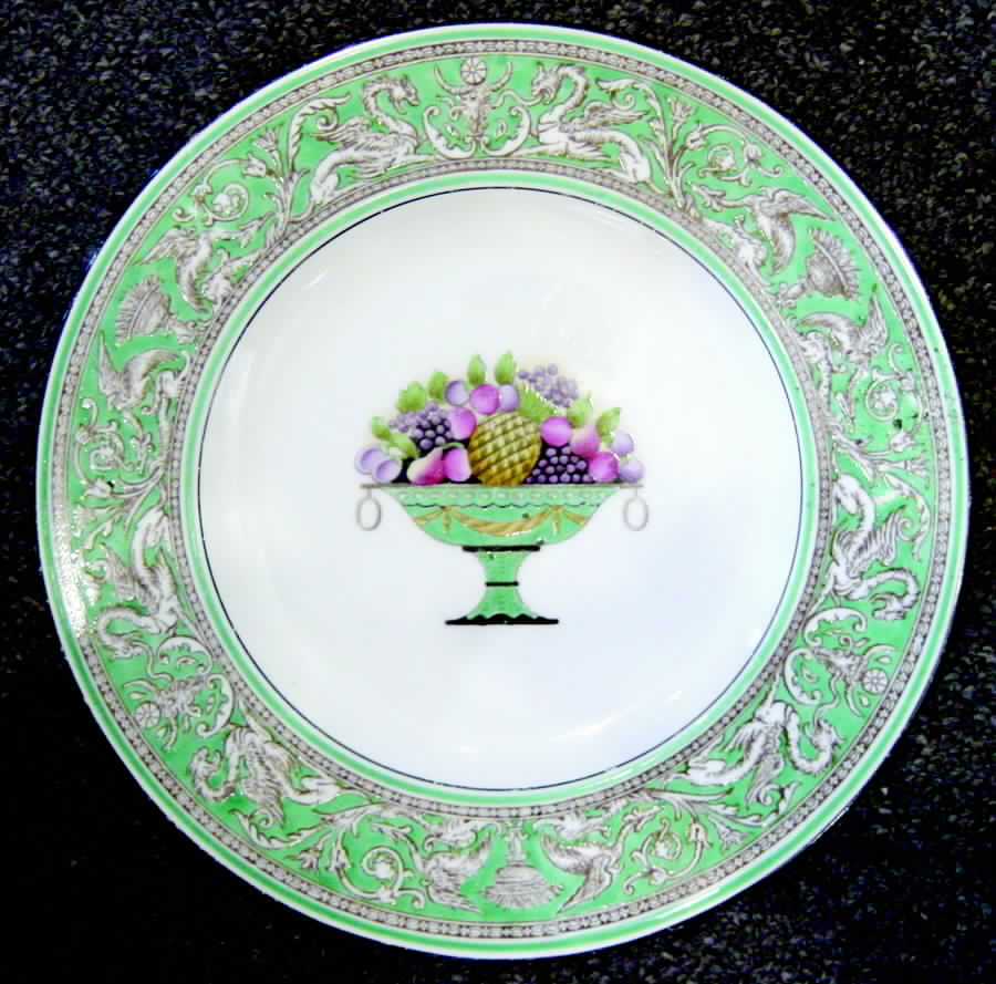 Florentine Green ( Fruit Urn Center) Dinner Plate by Wedgwood-1
