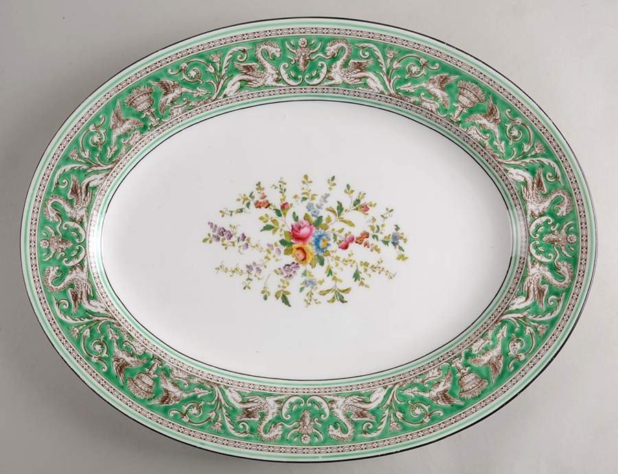 Florentine Green Rim (Floral Center, White Body) 17" Oval Serving Platter by Wedgwood-1
