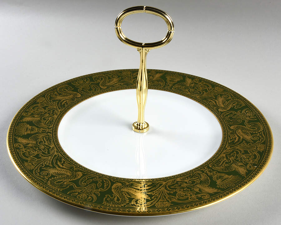 Florentine Dark Green Rim (No Floral Center) Round Serving Plate with Center Handle (Dp) Hc by Wedgwood-1
