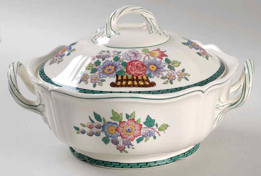 Floral (Scallop) Round Covered Vegetable by Wedgwood-1