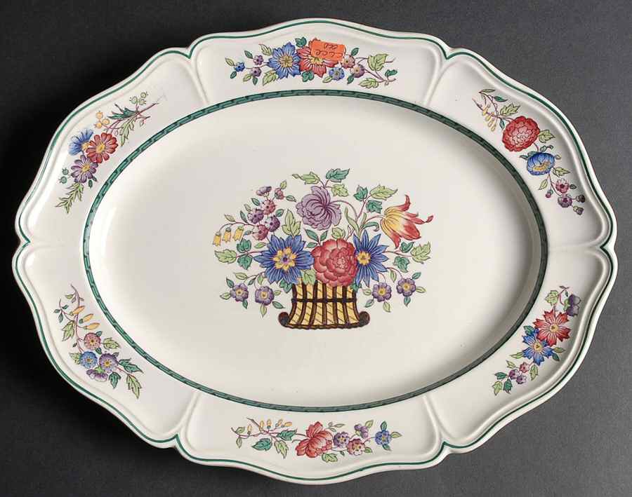 Floral (Scallop) 13" Oval Serving Platter by Wedgwood-1